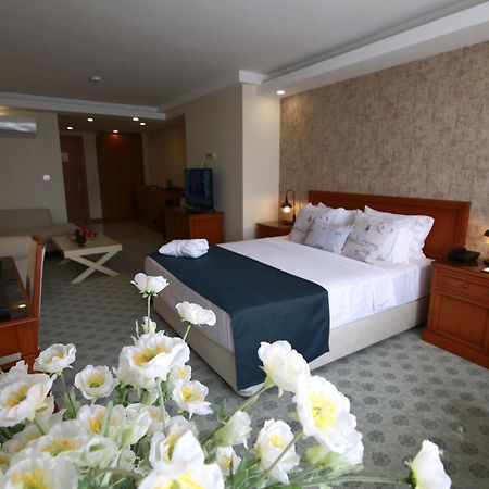 ตุซลา การ์เดน โฮเต็ล แอนด์ สปา Hotel Darica  ภายนอก รูปภาพ