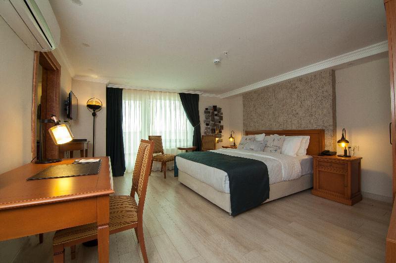 ตุซลา การ์เดน โฮเต็ล แอนด์ สปา Hotel Darica  ภายนอก รูปภาพ