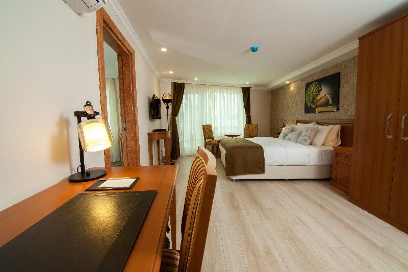 ตุซลา การ์เดน โฮเต็ล แอนด์ สปา Hotel Darica  ภายนอก รูปภาพ